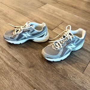 New Balance Kids Sneakers - Beige and White